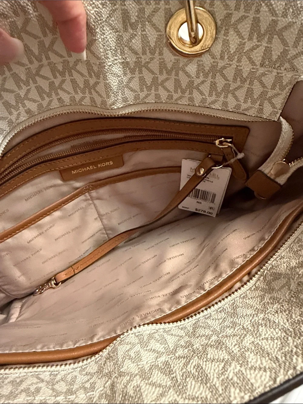 Michael Kors Elegant Beige Tote Bag